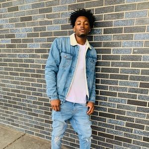 Meet your Posher, Blake